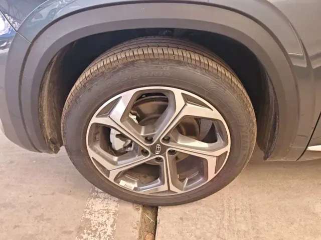 Geely Xingyue L — Фото автомобиля 22