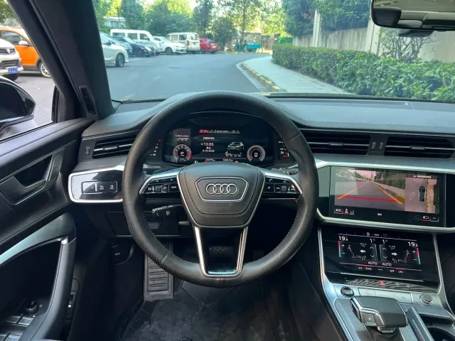 Audi A6L — Фото автомобиля 5