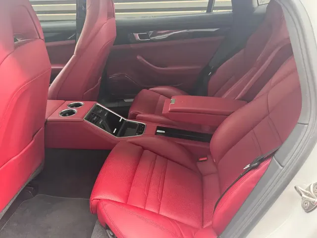 Porsche Panamera — Фото автомобиля 13