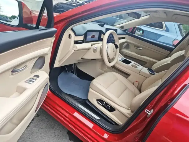 Aito M5 — Фото автомобиля 15