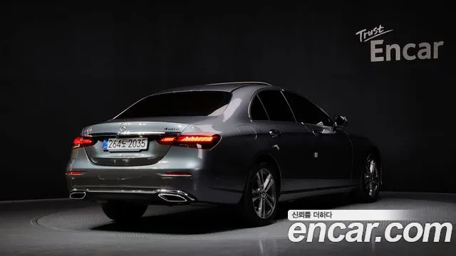 Mercedes-Benz E-Class E-класс W213 E350 4MATIC Avantgarde — Фото автомобиля 2