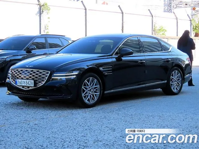 Фотография автомобиля — Genesis G80 RG3