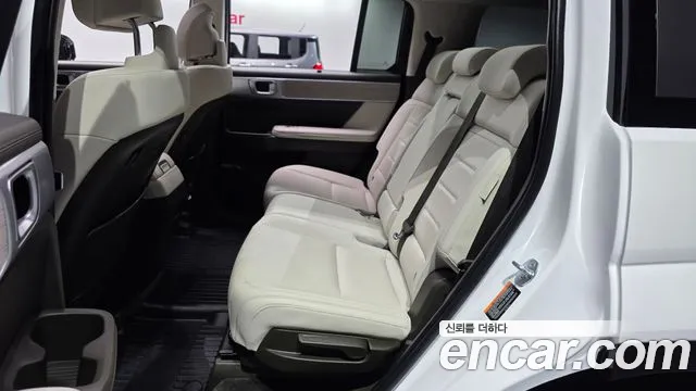 Hyundai Santafe Santa Fe (MX5) Бензин 2.5T 2WD — Фото автомобиля 9