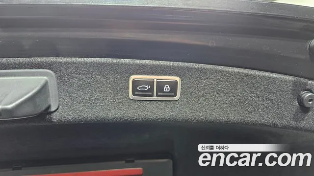 Genesis G80 Бензин 2.5 турбо AWD — Фото автомобиля 29