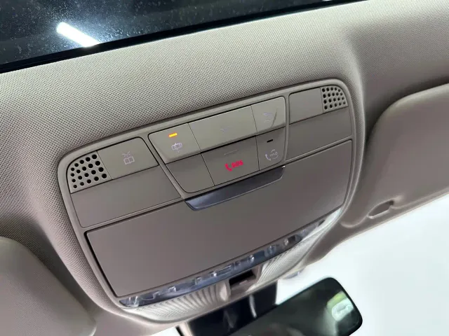 Mercedes-Benz E-Class — Фото автомобиля 15