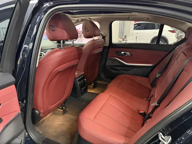 BMW 3 Series — Фото автомобиля 15
