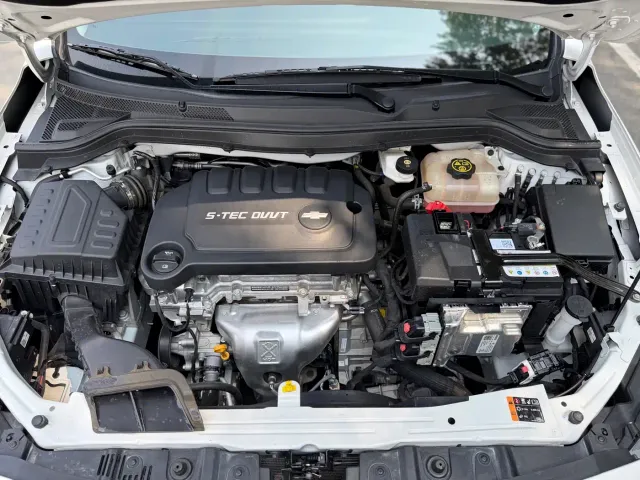 Chevrolet Monza — Фото автомобиля 27