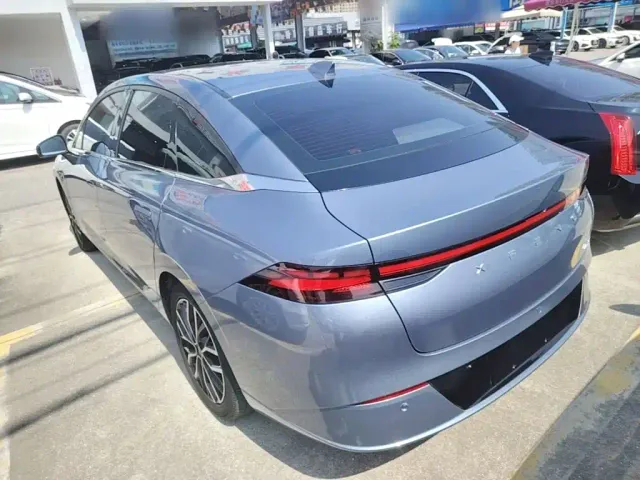 Xpeng P5 — Фото автомобиля 4