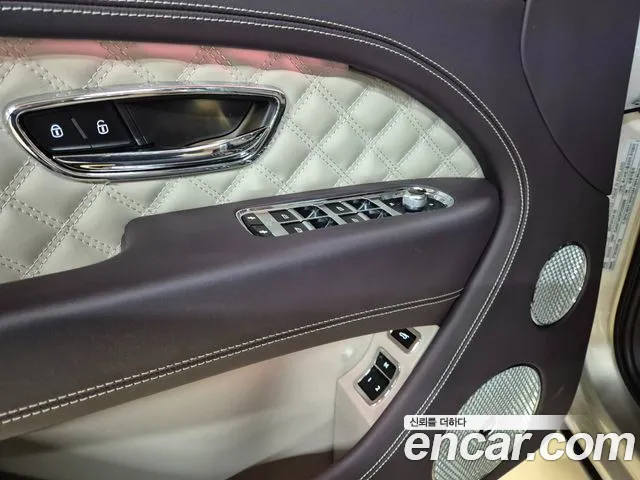 Bentley Bentayga Bentayga 4.0 V8 Azure — Фото автомобиля 14