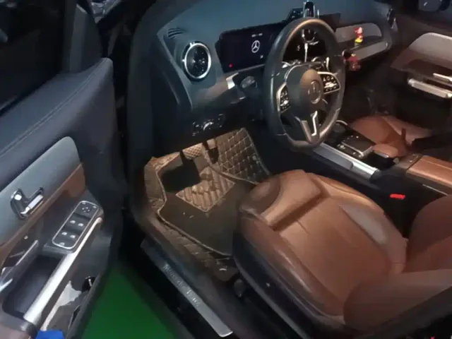 Mercedes-Benz GLB-Class — Фото автомобиля 15