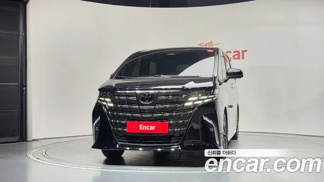 Toyota Alphard — Фото автомобиля 3