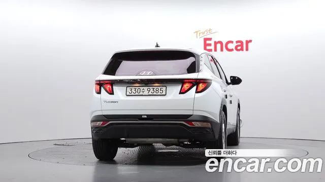 Hyundai Tucson Tucson (NX4) Бензин 1.6 турбо 2WD — Фото автомобиля 4