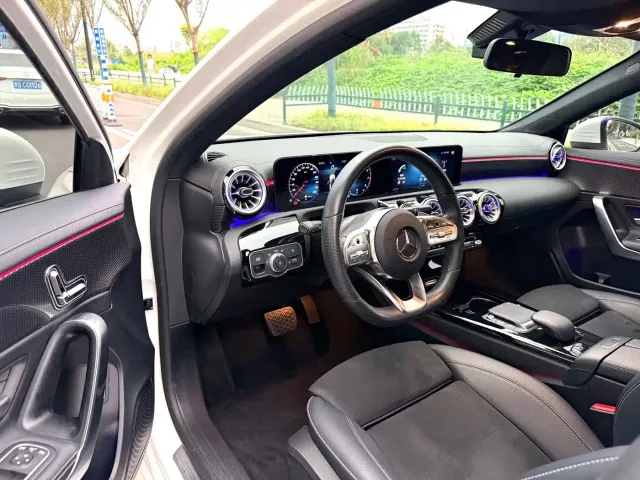 Mercedes-Benz A-Class — Фото автомобиля 4