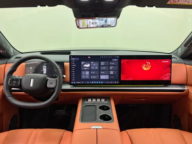 Wey V9X — Фото автомобиля 24