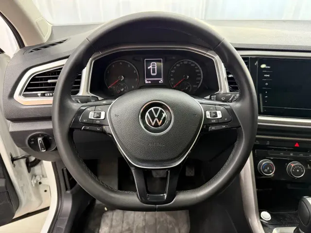 Volkswagen T-Roc — Фото автомобиля 13