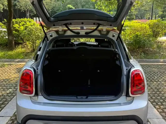 MINI Hatch — Фото автомобиля 15