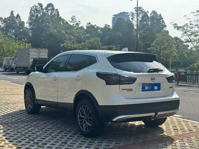 Nissan Qashqai — Фото автомобиля 7