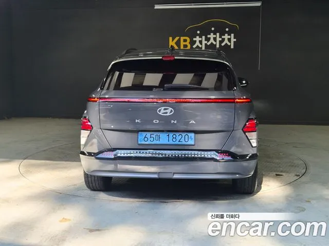 Hyundai Kona — Фото автомобиля 5
