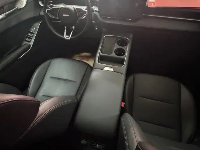Haval H6 — Фото автомобиля 13