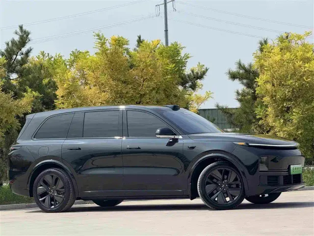 Li Auto L9 — Фото автомобиля 3