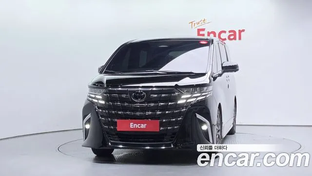 Toyota Alphard — Фото автомобиля 3