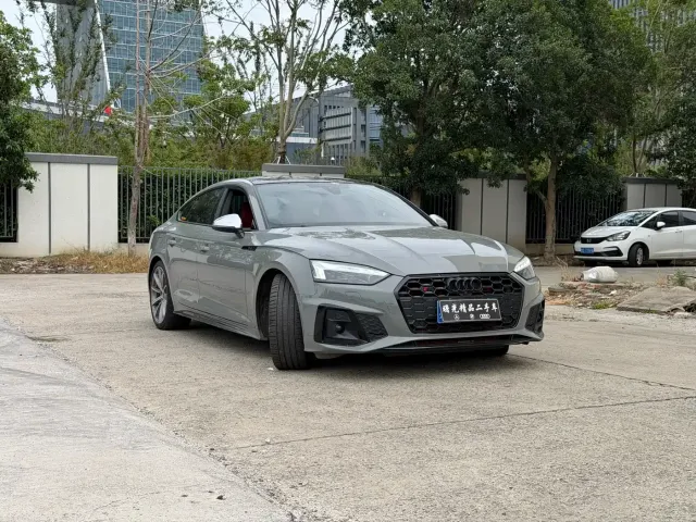 Audi S5 — Фото автомобиля 5