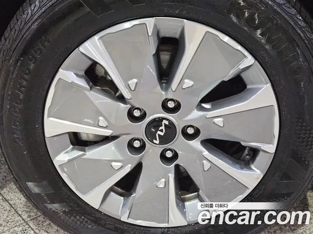 Kia K5 Prestige — Фото автомобиля 19
