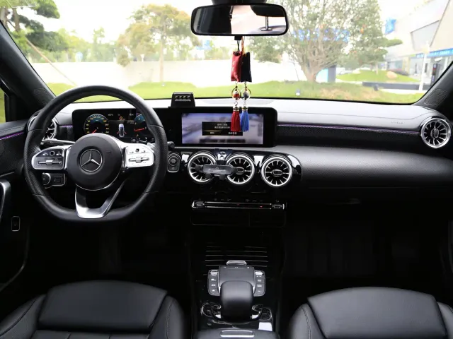 Mercedes-Benz A-Class — Фото автомобиля 4