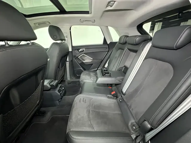 Audi Q3 — Фото автомобиля 12