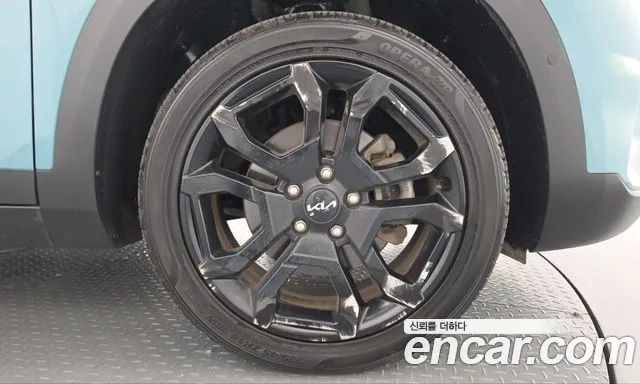 Kia Seltos — Фото автомобиля 6
