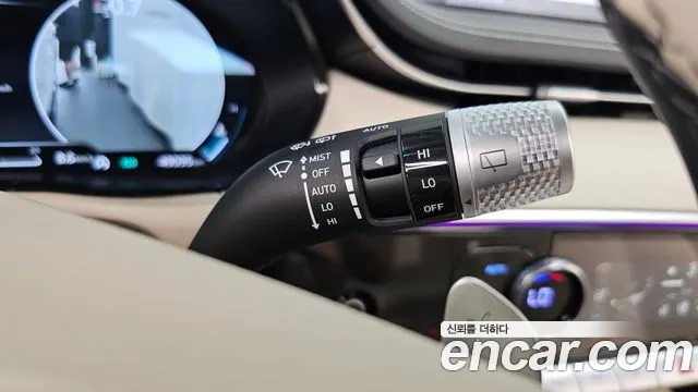 Genesis GV70 2.5T Бензин AWD — Фото автомобиля 30