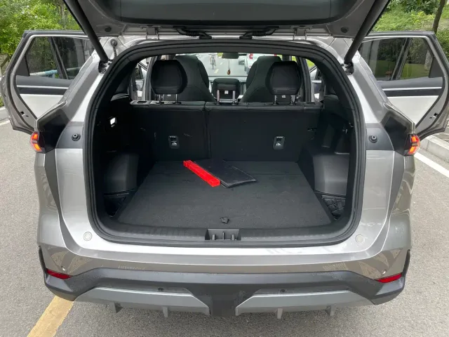 Geely Galaxy L7 — Фото автомобиля 21