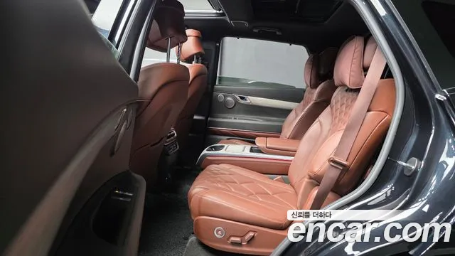Genesis GV80 — Фото автомобиля 12