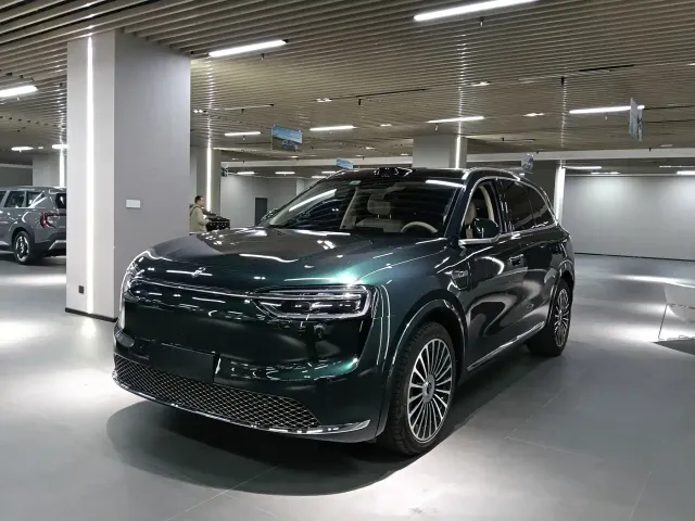 Фотография автомобиля — Aito M7