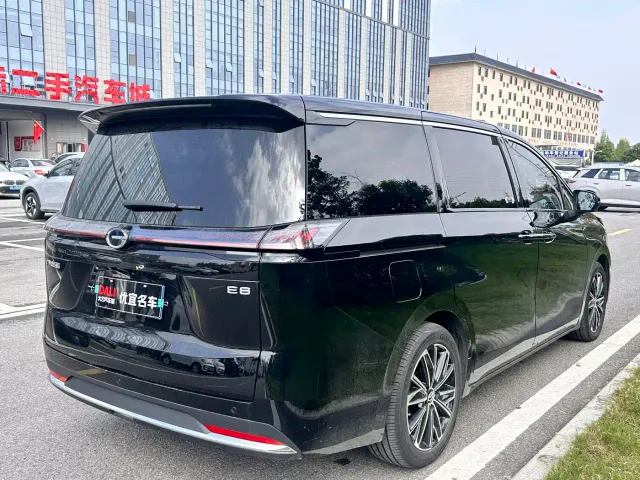 GAC Trumpchi E8 — Фото автомобиля 15