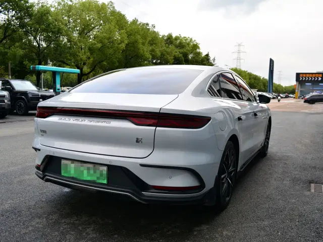 BYD Han — Фото автомобиля 6