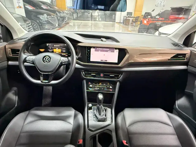 Volkswagen Tharu — Фото автомобиля 12