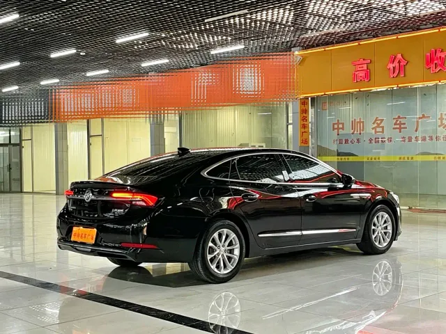 Buick LaCrosse — Фото автомобиля 4