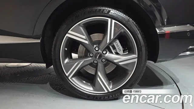 Genesis GV80 2.5T Бензин AWD — Фото автомобиля 16