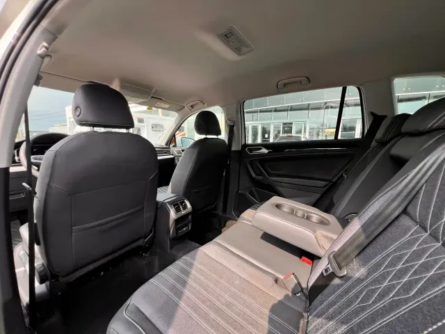 Volkswagen Tiguan L — Фото автомобиля 6