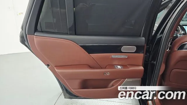 Genesis G90 Бензин 3.5 турбо AWD — Фото автомобиля 23