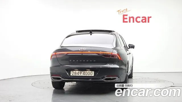 Hyundai Grandeur Exclusive — Фото автомобиля 4