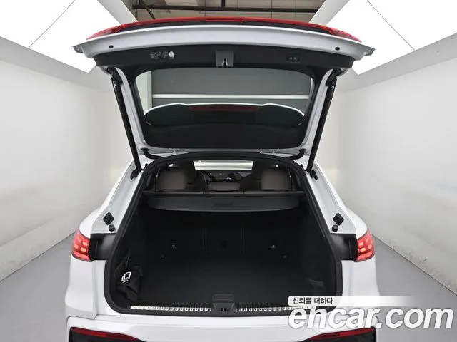 Audi Q5 40 TFSI quattro Sportback Advanced — Фото автомобиля 20