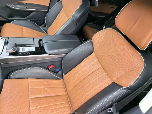 Audi A8 — Фото автомобиля 7