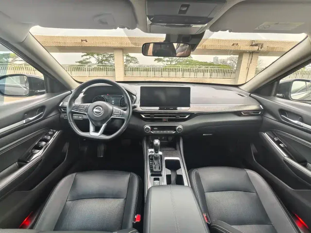 Nissan Teana — Фото автомобиля 6