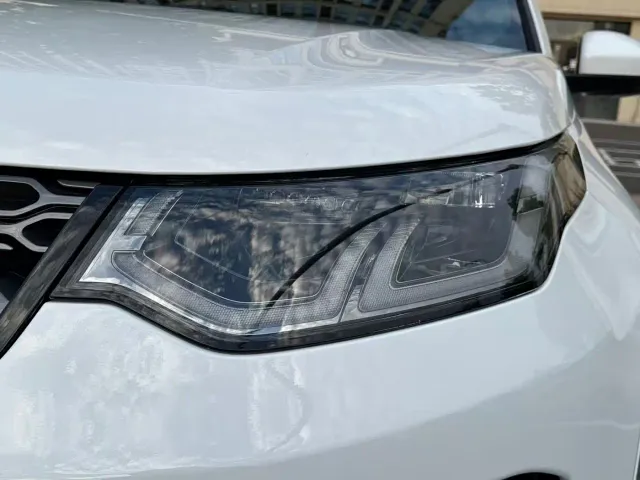Land Rover Discovery Sport — Фото автомобиля 4