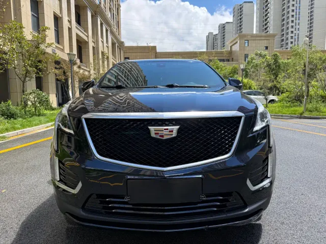 Cadillac XT5 — Фото автомобиля 2