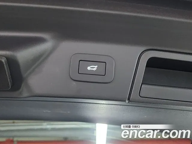 Land Rover Range Rover Velar — Фото автомобиля 19
