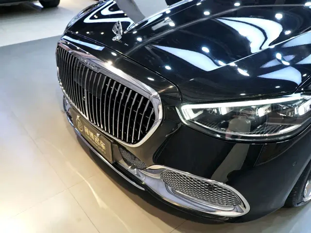 Mercedes-Benz Maybach S-Class — Фото автомобиля 10