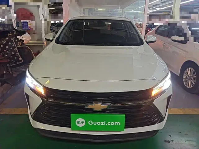 Chevrolet Monza — Фото автомобиля 2